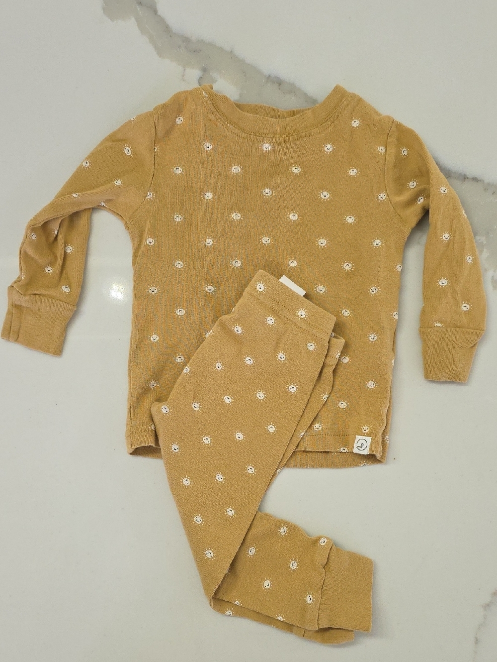 Long-Sleeve Pajama Set in Mustard With Little Sunshines Size 12 Months